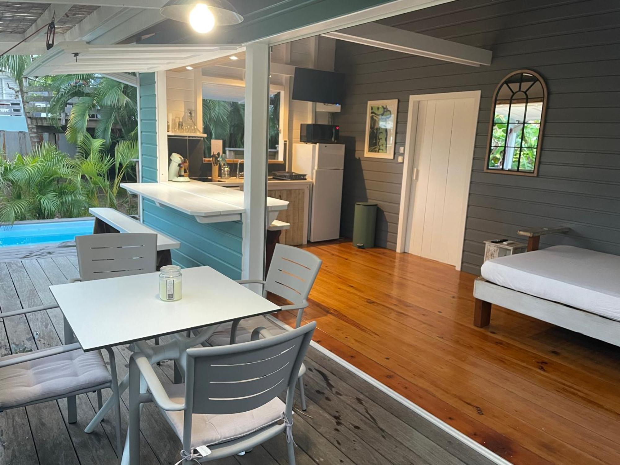 Tres Joli Bungalow Et Sa Petite Piscine Privee Riviere-Salee Exterior foto